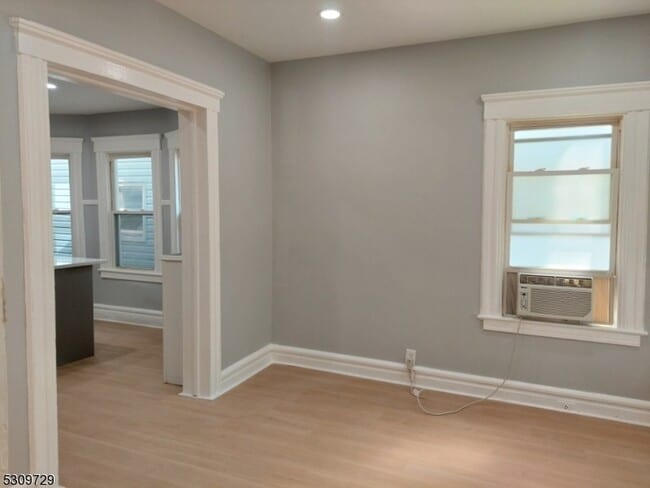 Building Photo - 138 Watchung Ave