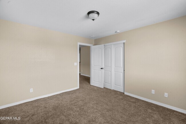 Building Photo - 14940 Tim Hardaway