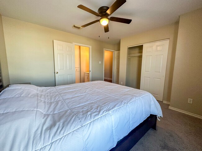 Building Photo - 15409 Salt Cay Ct