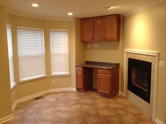 Building Photo - 5537 Sarahs Oak Dr