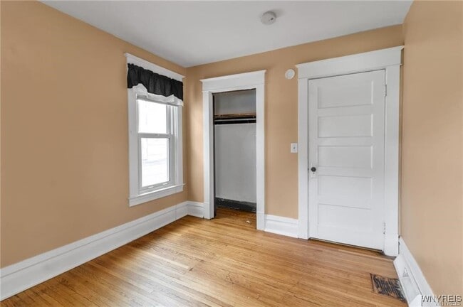 Building Photo - 120 Aldrich Pl