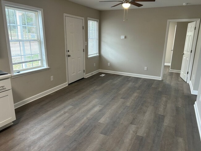 Building Photo - 2707 Patrick Ave