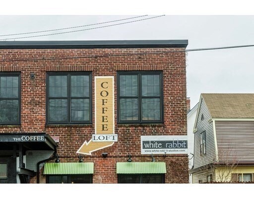 Building Photo - 406 Lincoln St
