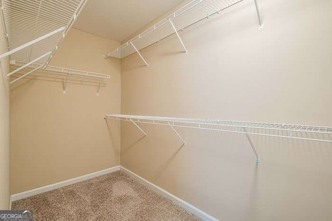 Building Photo - 9576 Rushmore Cir