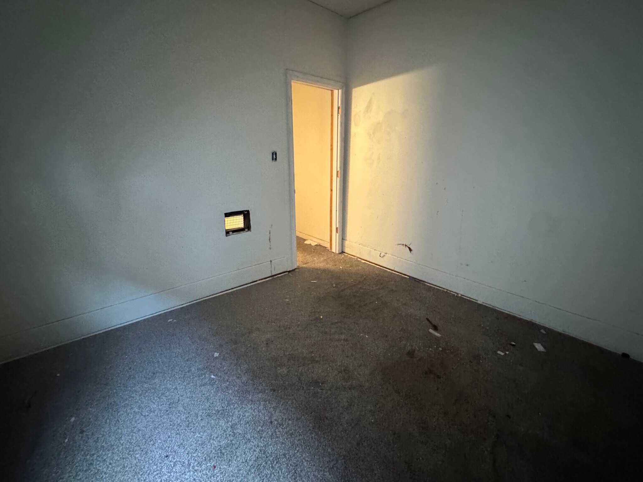 Building Photo - 5236 Lemay St