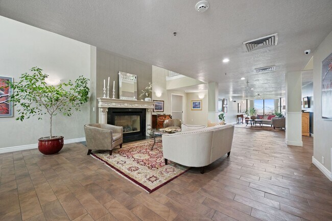 Building Photo - 3075 Kennedy Dr