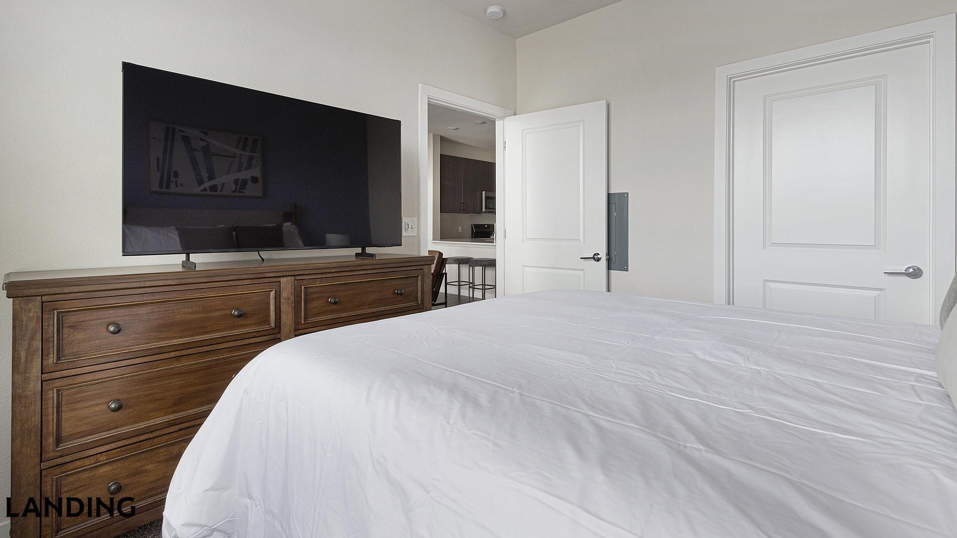 Building Photo - 14015 Univ Pass