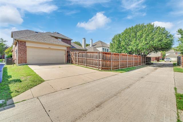 Building Photo - 208 Del Cano Dr