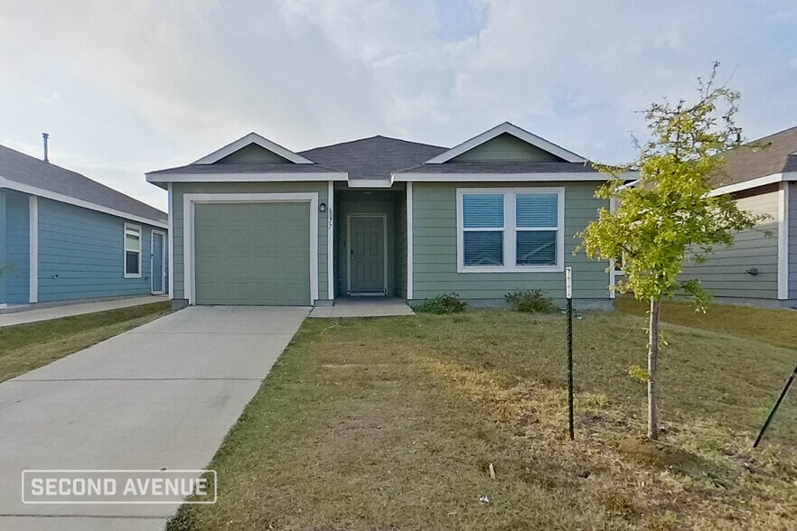 Primary Photo - 6077 Determine Ln