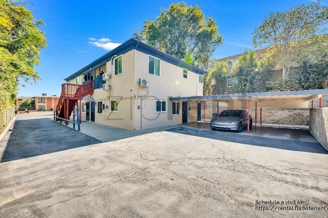 Building Photo - 5179 Olivewood Ave