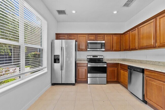 Building Photo - 3520 San Jacinto Cir