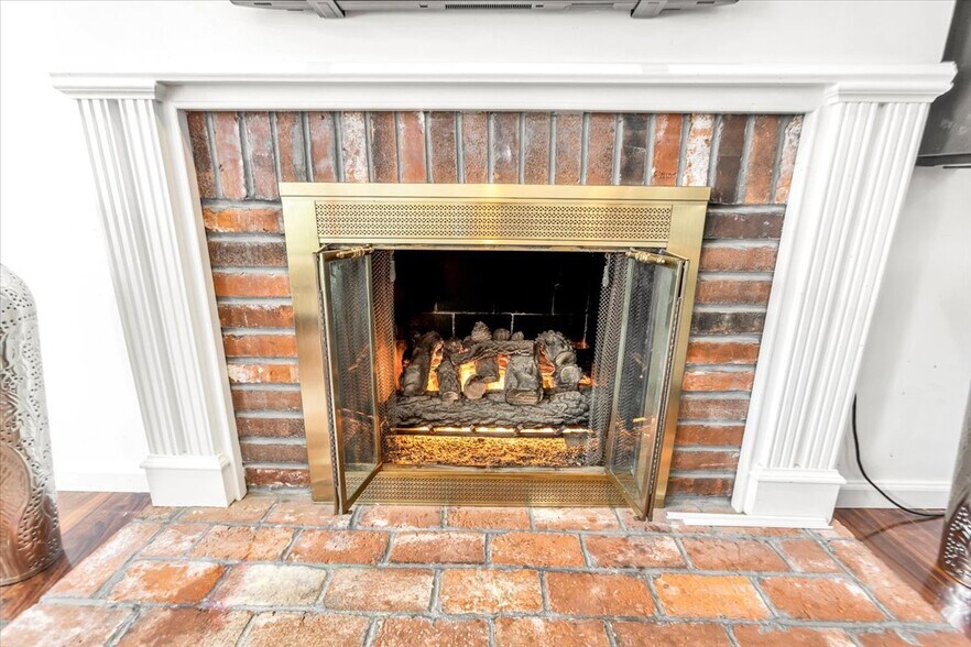 Building Photo - 1428 Hudson Lndg