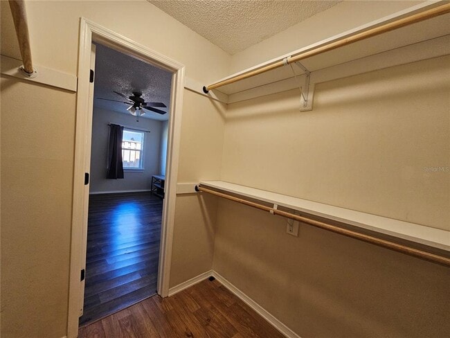 Building Photo - 1600 Meadow Lark Ln