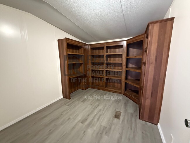 Building Photo - 8230 Upton Rd