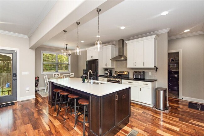 Building Photo - READY FOR SHOWINGS! 4BR Home in Blackman School district