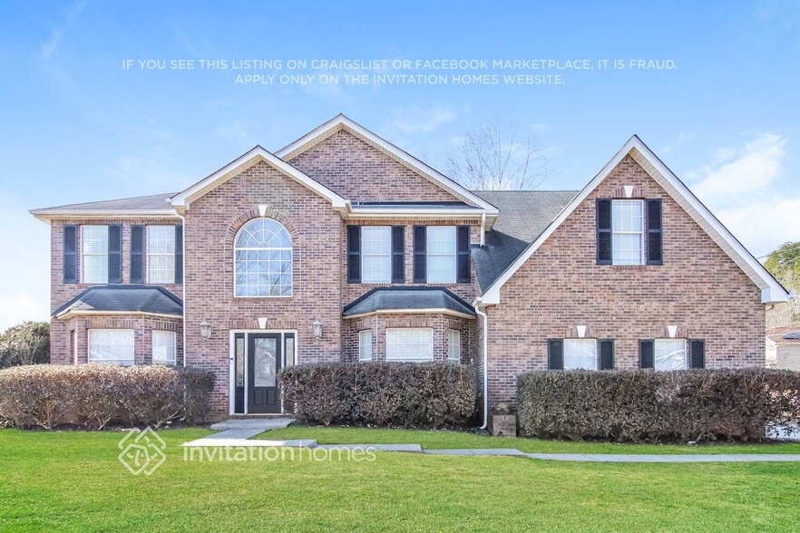 Primary Photo - 2204 Eagles Nest Cir