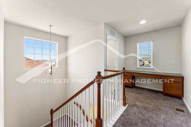 Building Photo - Spacious Home with Fenced Yard and Central AC