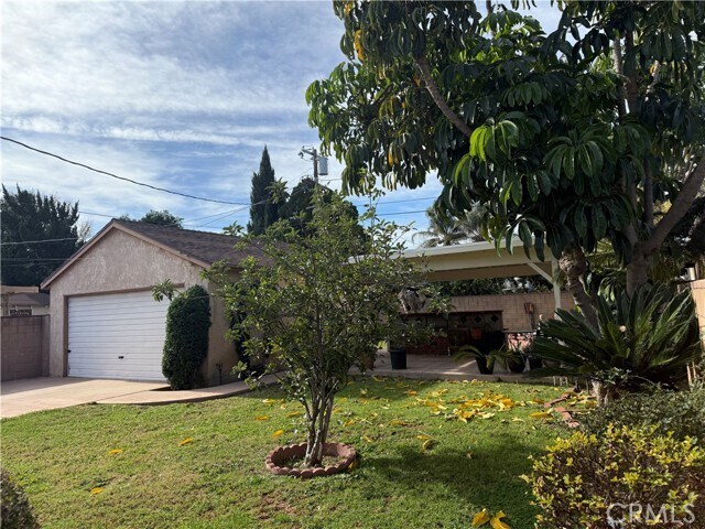 Building Photo - 6857 Chimineas Ave