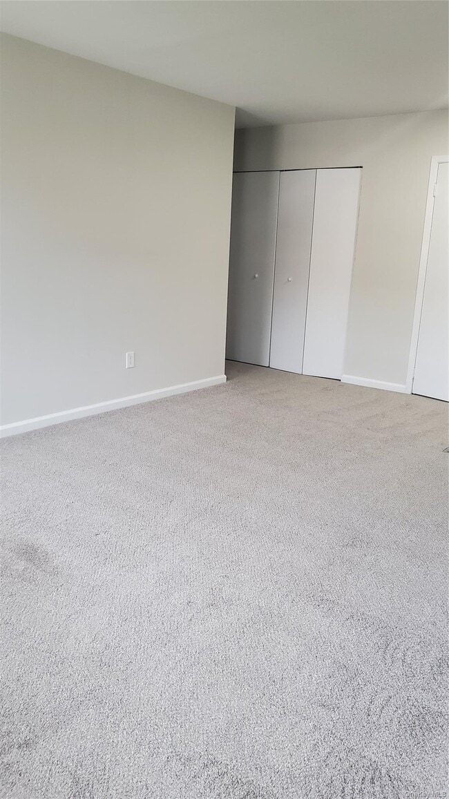 Building Photo - 460 Old Town Rd