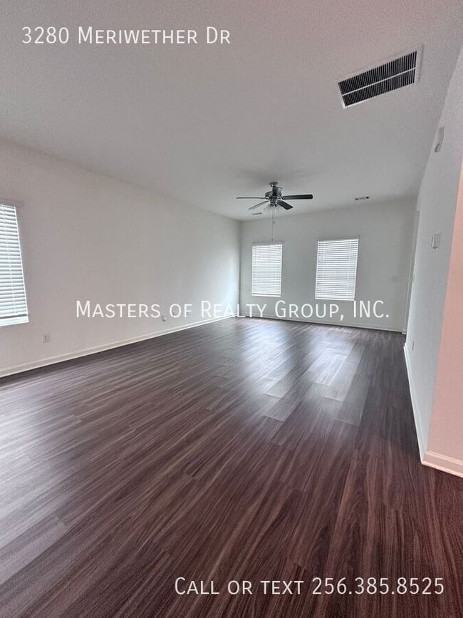 Building Photo - 3280 Meriwether Dr