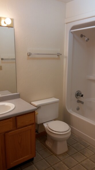 2nd Bathroom - 202 S Maple Ave