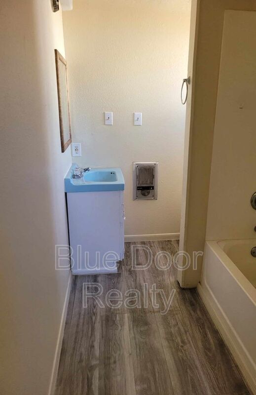 Building Photo - 2018 Nancy St