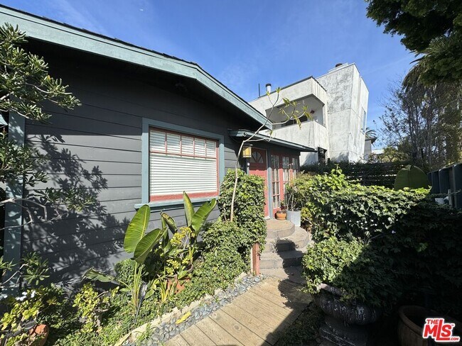 Building Photo - 575 Grand Blvd