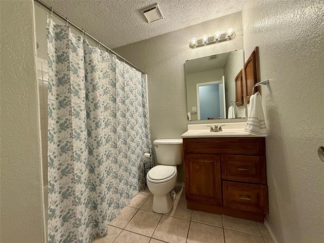Building Photo - 1525 Lavendale Ln
