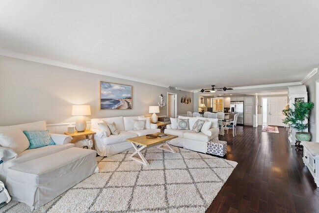 Building Photo - 100 S Beach Rd