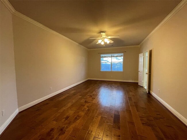 Building Photo - 2504 Avenue N