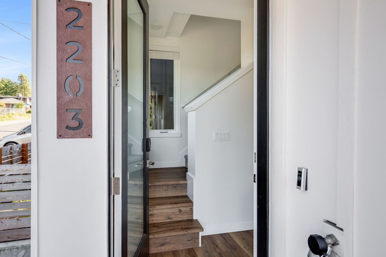 Building Photo - 2203 22nd Ave S