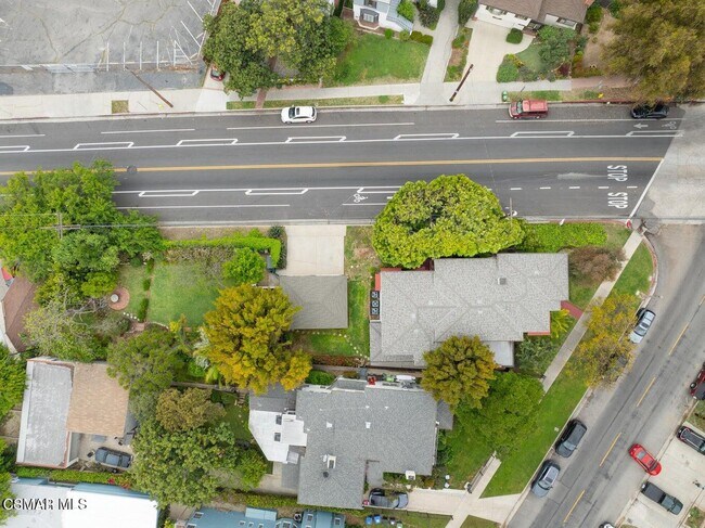 Building Photo - 3136 Griffith Park Blvd