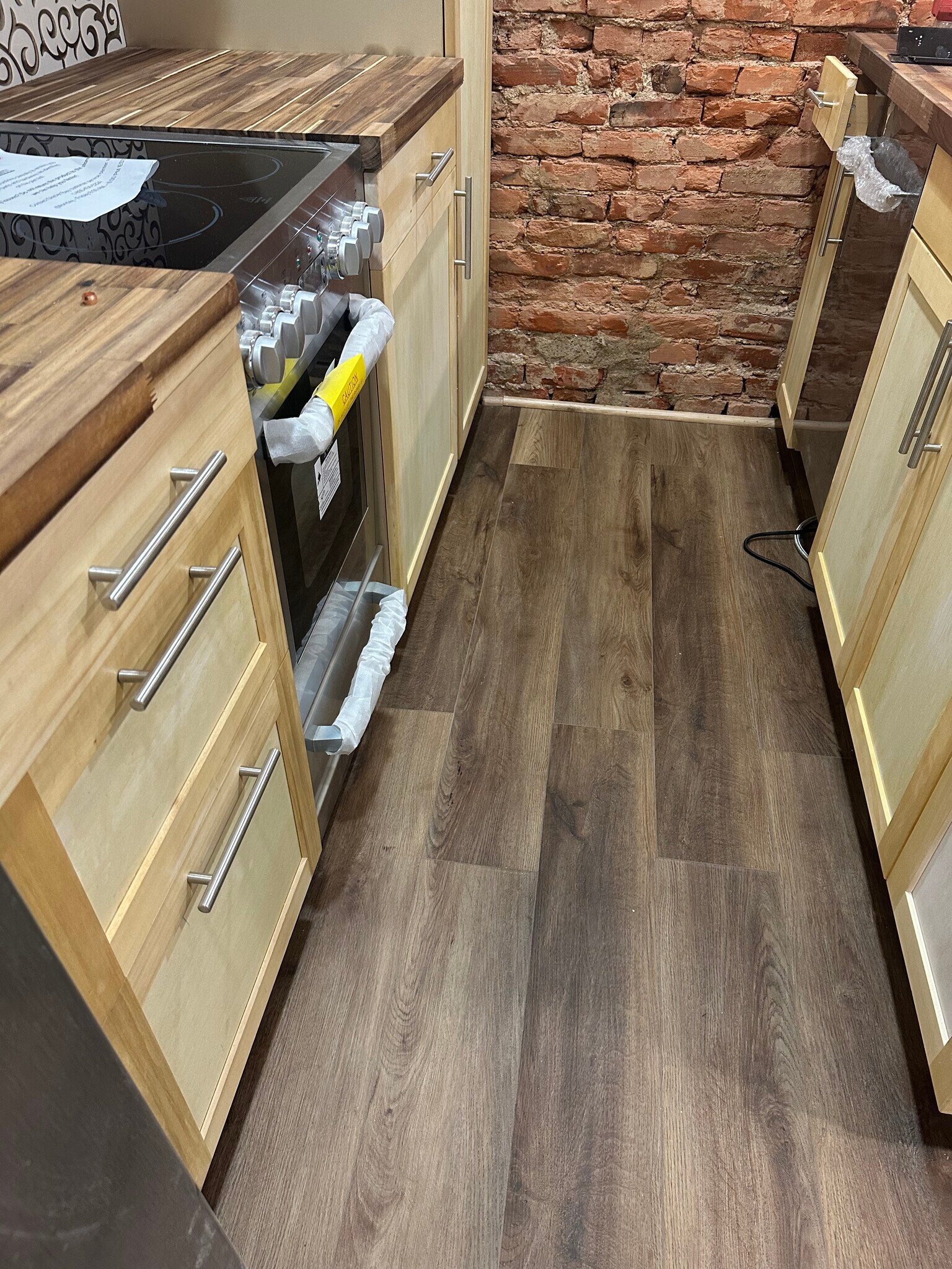 Kitchen 6 - 5018 Wayne Ave
