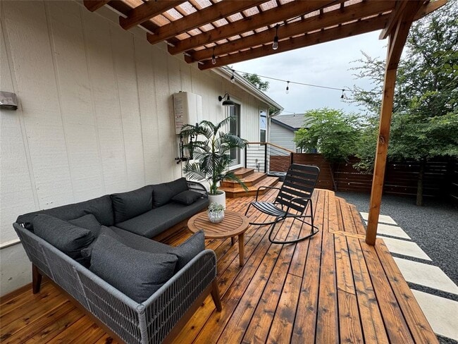 Building Photo - 2901 Glen Rae St