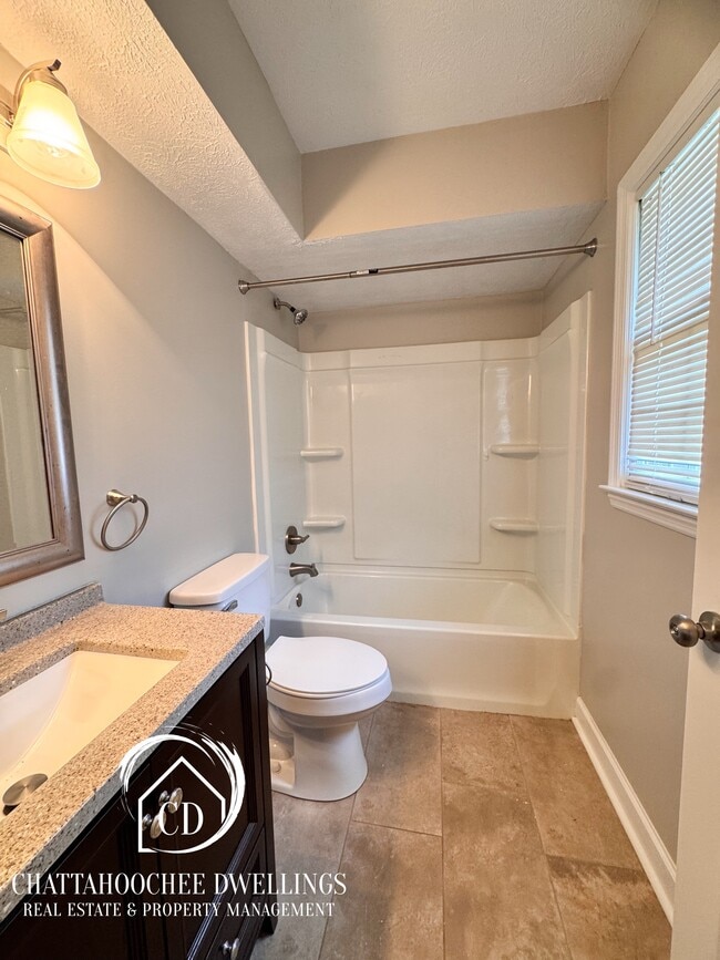 Building Photo - 6625 Charter Oaks Cir