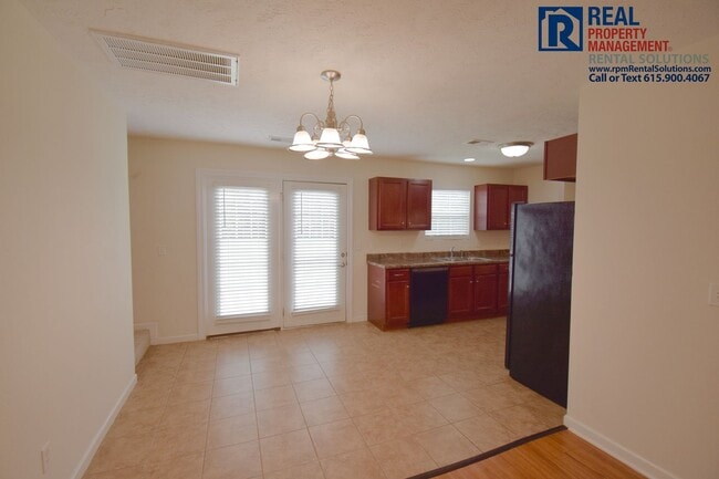 Building Photo - 1549 Passage Dr