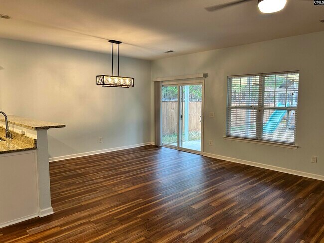 Building Photo - 454 Westmoreland Rd