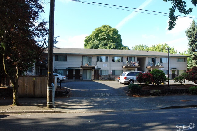 Building Photo - West Wind Terrace