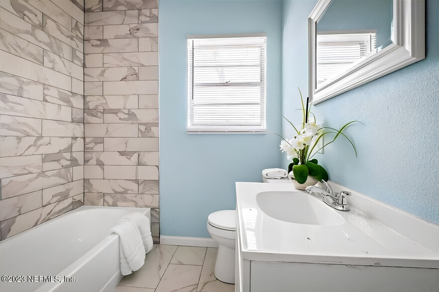 Building Photo - 7576 Calvin St