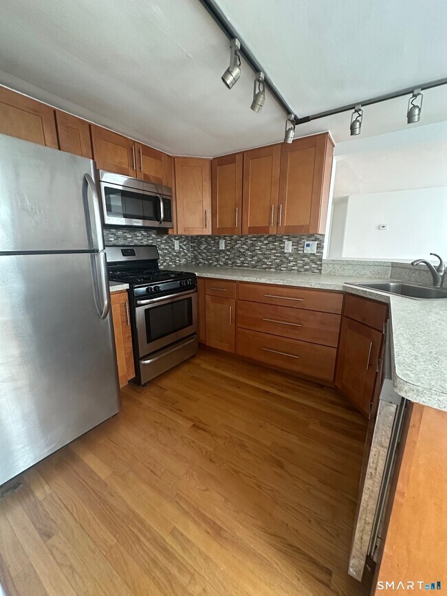 Building Photo - 209 Willard St