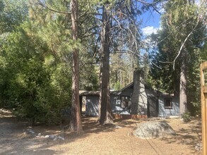 Building Photo - 1Bd/1Ba Cabin on .31 Acres for Rent Near Town