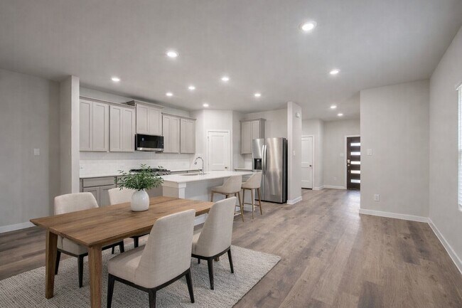 Building Photo - 8015 Heroes Hall Dr