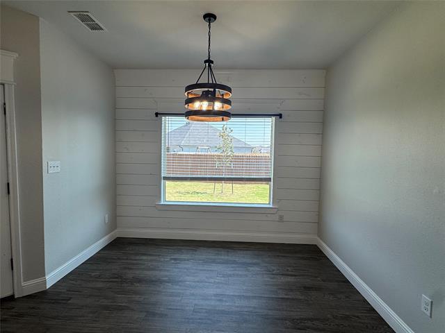 Building Photo - 135 Carriage Hills Pkwy
