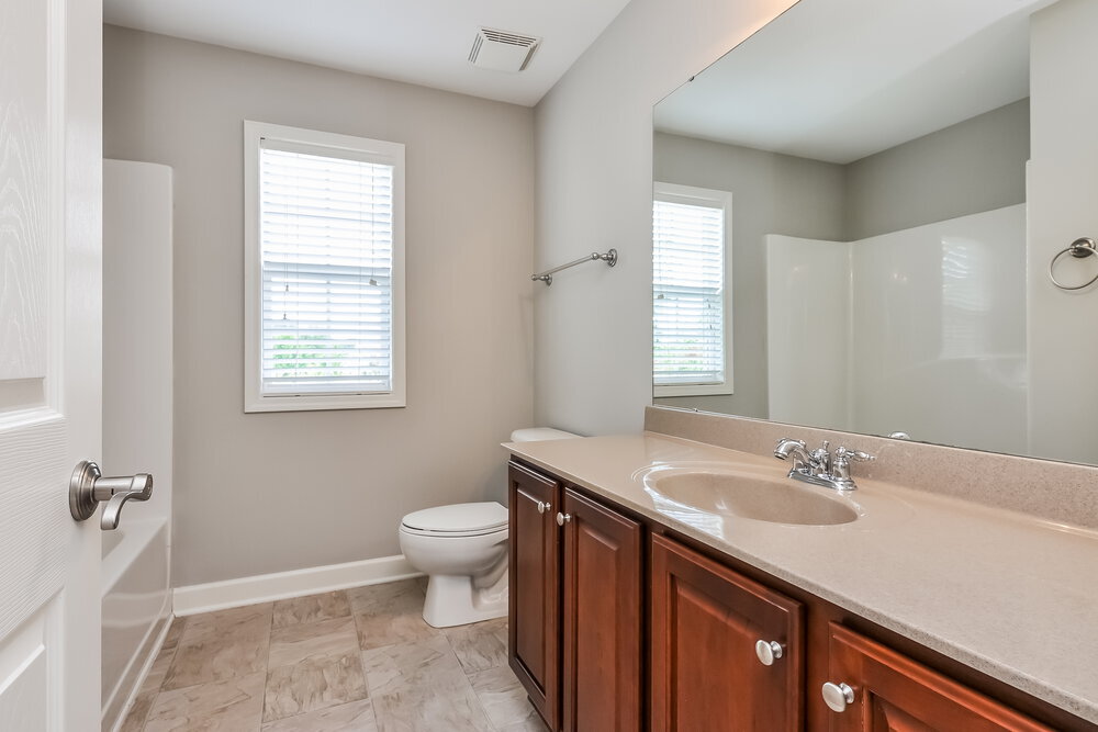 Building Photo - 1320 Trailing Rose Ct