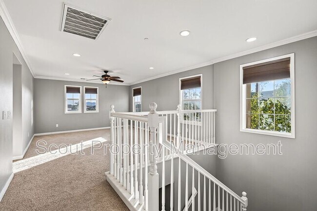 Building Photo - 39012 Crown Ranch Rd