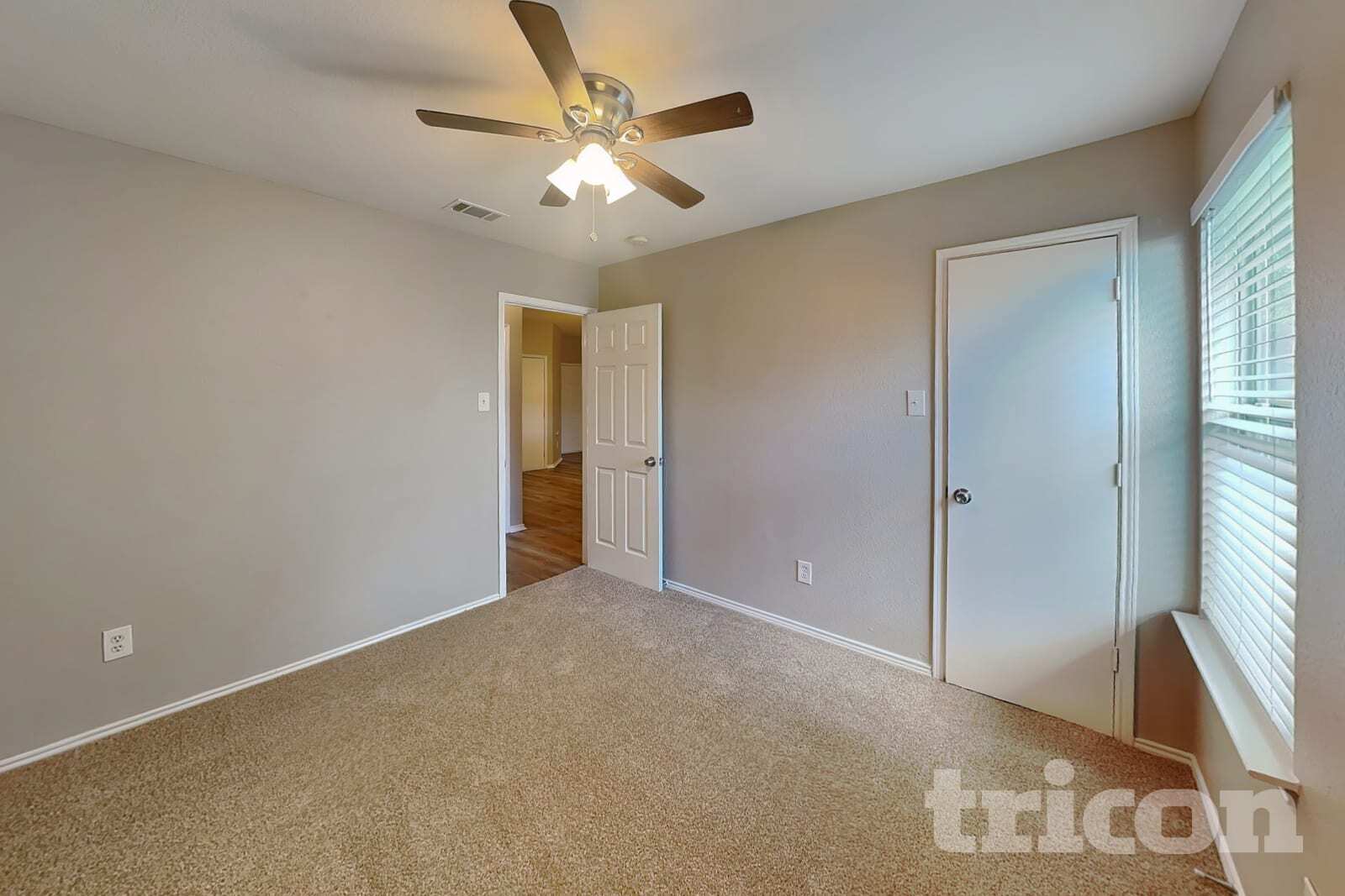 Building Photo - 1320 Cleardale Dr