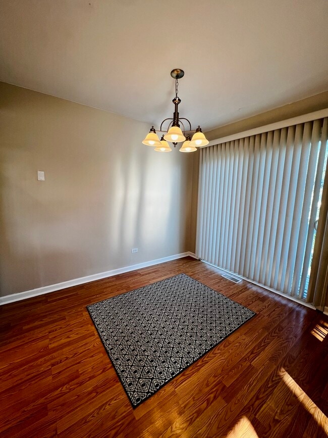 Building Photo - 2077 N Ginger Creek Cir