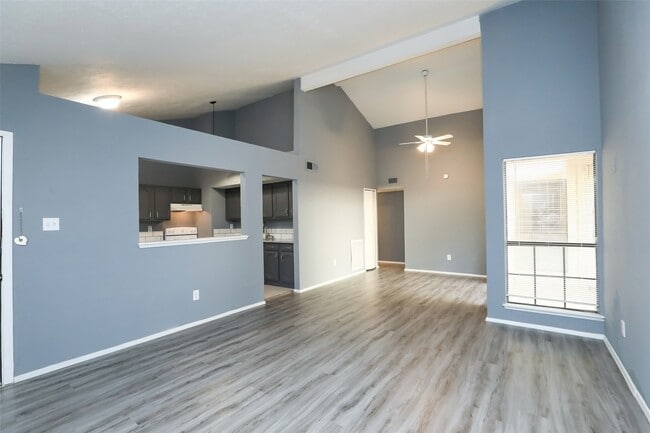 Building Photo - 24214 Wild Horses Ln