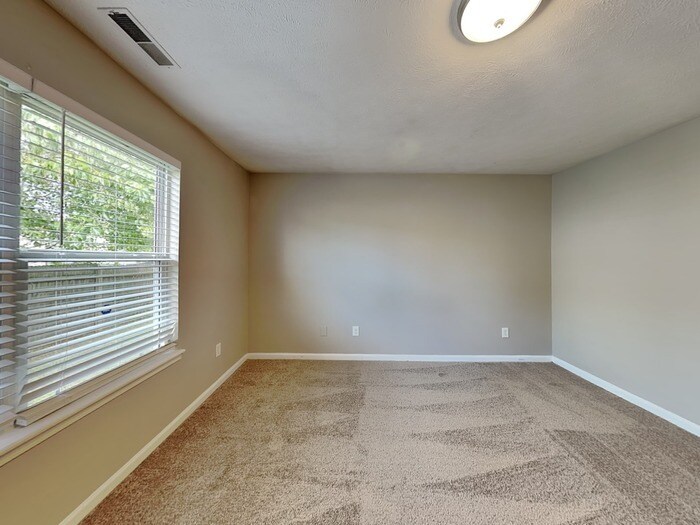 Building Photo - 5444 Adina Ct