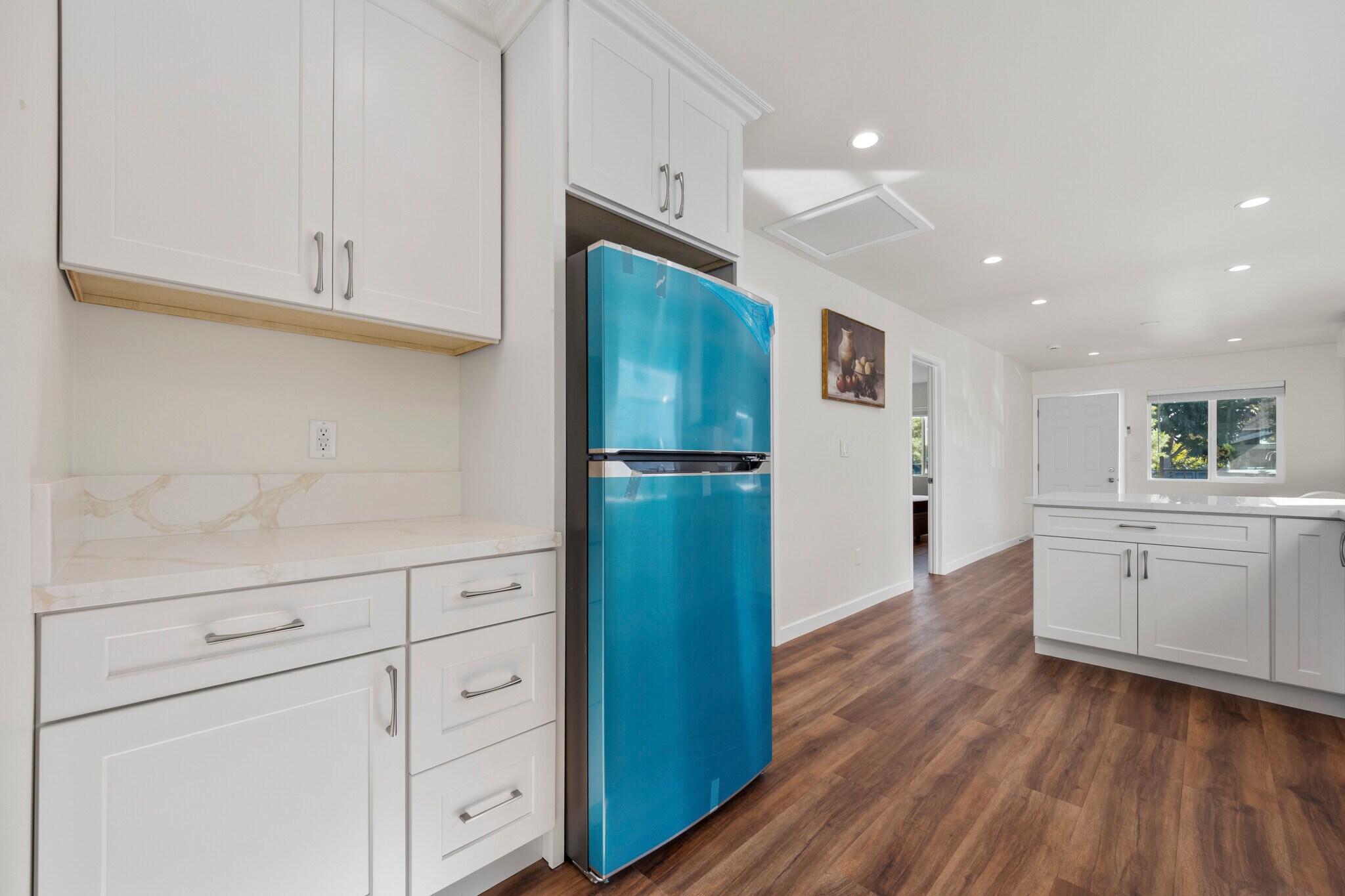 Building Photo - 1443 W 36th Pl